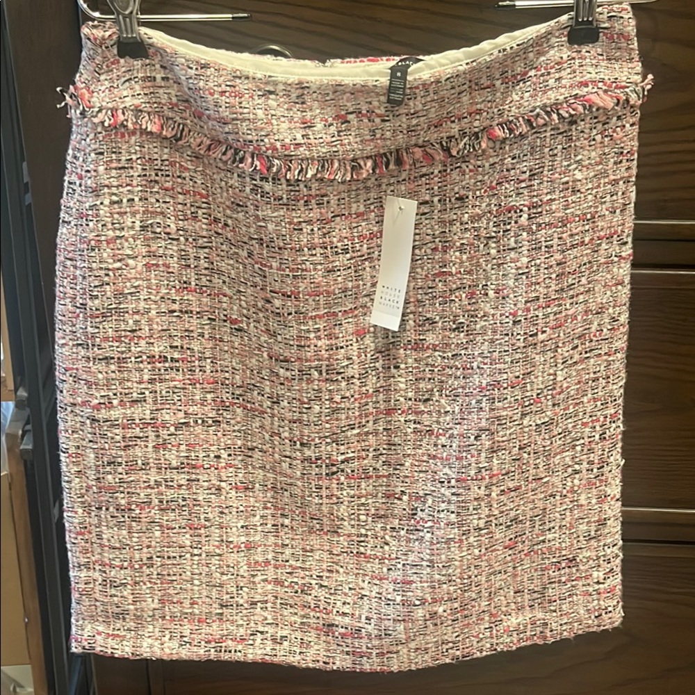 White House Black Market Pink and White tweed Pencil Skirt Knee-Length
